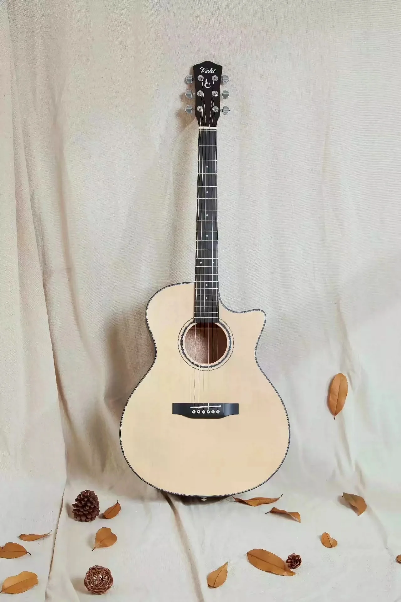 VOKI Fanpu 40 inch ballad solid wood section acoustic guitar refers to playing low string pitch