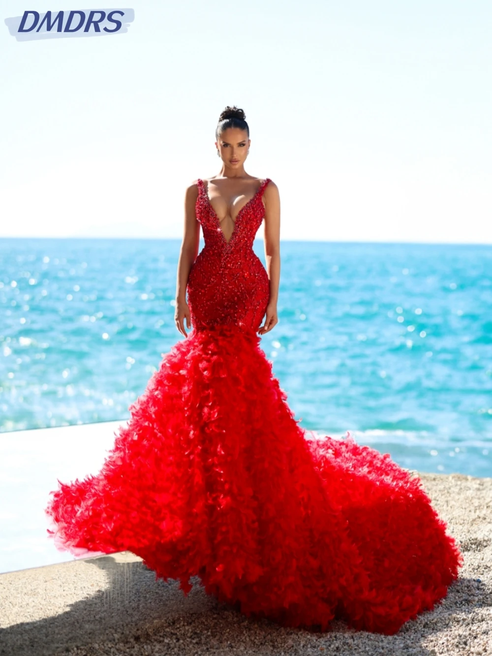 Luxury Red Beaded Feather Long Evening Dress Sexy Deep V-neck Wedding Party Gowns For Women Customized Tank Sleeve Cocktail Gown