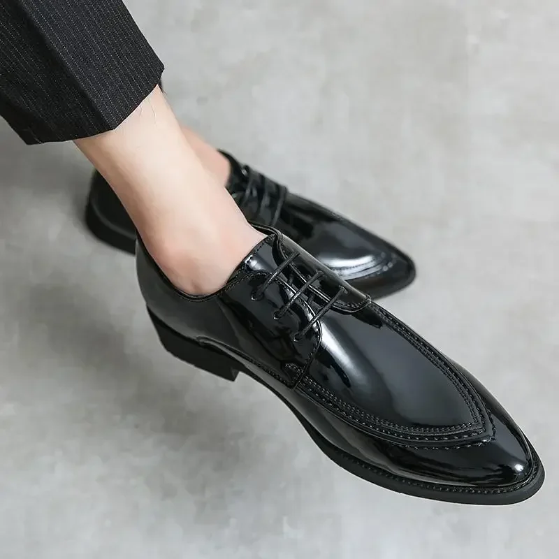 Chaussures provoqué en cuir Oxford pour hommes, chaussures d'affaires classiques, chaussures d'automne italiennes, chaussures de luxe pour hommes