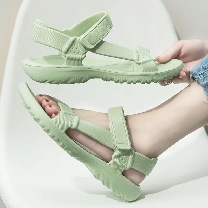 2026 Newly launched women's fashionable sandals in multiple colors. From sweet to elegant, a variety