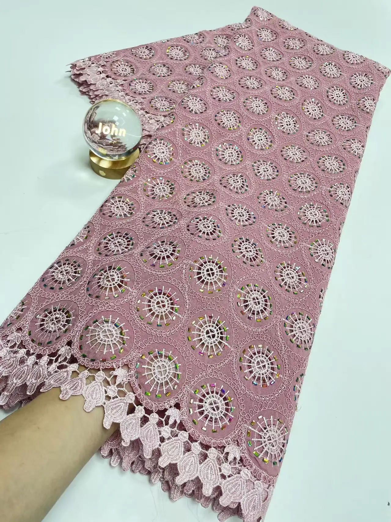 

Новинка 2026 года, высококачественная нигерийская тюлевая кружевная ткань для свадебного платья, вышивка, камни, вечерние гипюровые шифоновые 5 ярдов H132-1