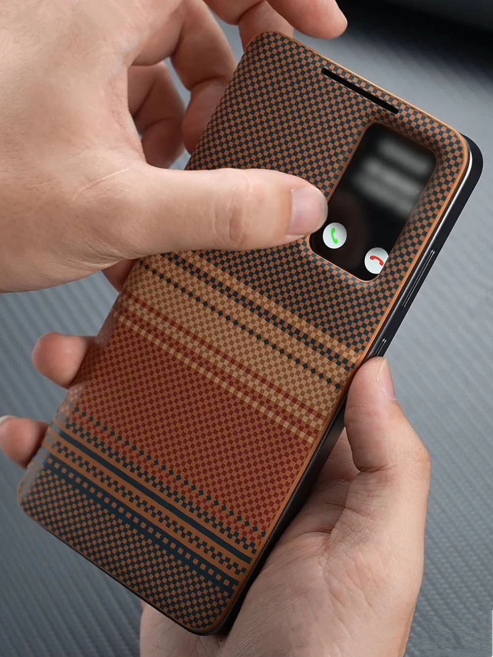 Etui Smart Cover z okienkiem i funkcją S-View do Samsung Galaxy S26 S25 S24 S23 S22 Ultra A17 A55 A56, skórzane etui z klapką, możliwość odbierania połączeń bez otwierania etui. — zdjęcie produktu 7