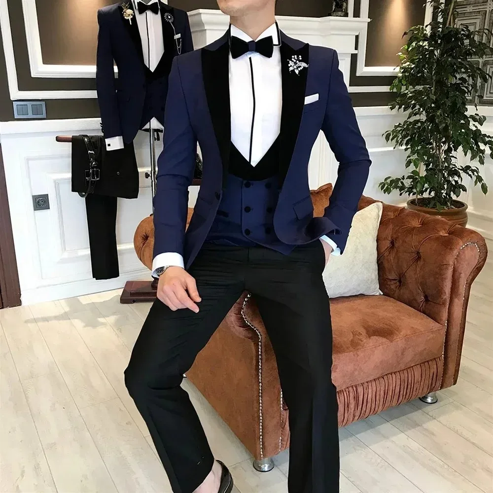 

Chic Velvet Peak Lapel Men Suit 3 Piece Elegant One Button Navy Blue Male Suit Prom Party Wedding Tuxedo (Jacket+Vest+Pants)