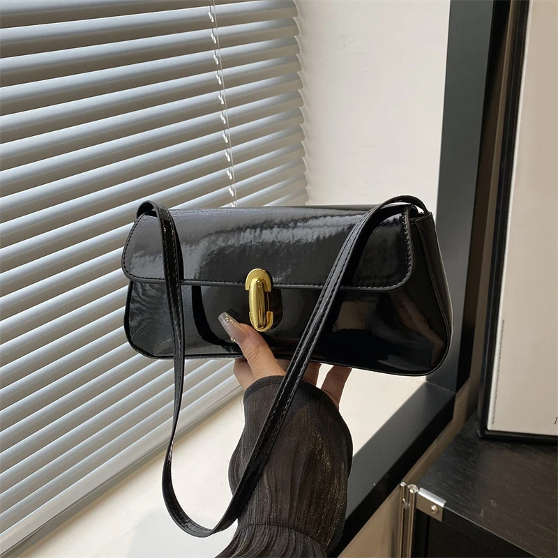 French Style Lock Buckle Fashion Retro Underarm Small Hobo Bag Women's Handbag Street Trend Soft PU Material Daily Use