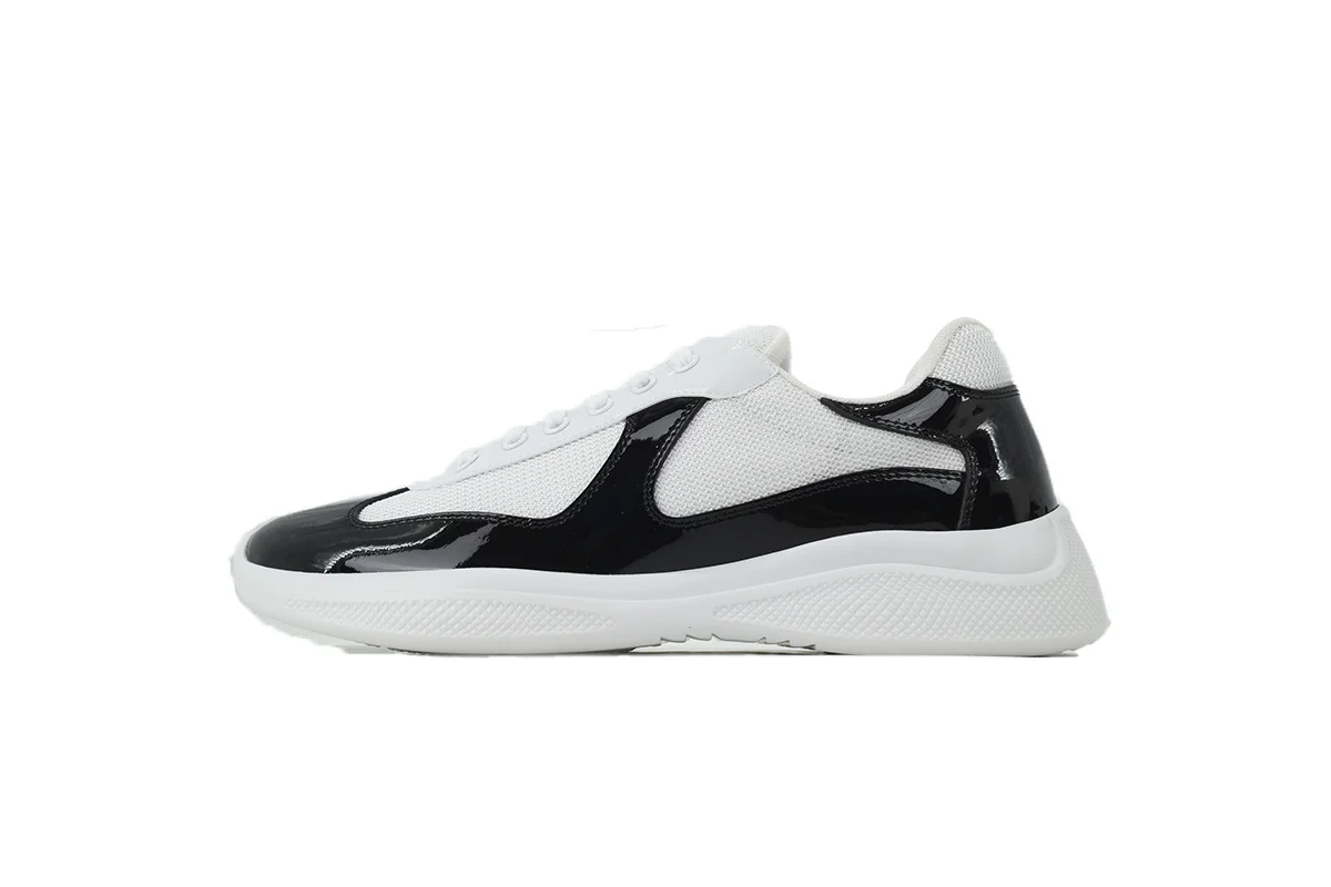 Nieuwe herensneakers Vrijetijdsschoenen Lichtgewicht ademende mode-loopschoenen Luxe heren Tenis Masculino