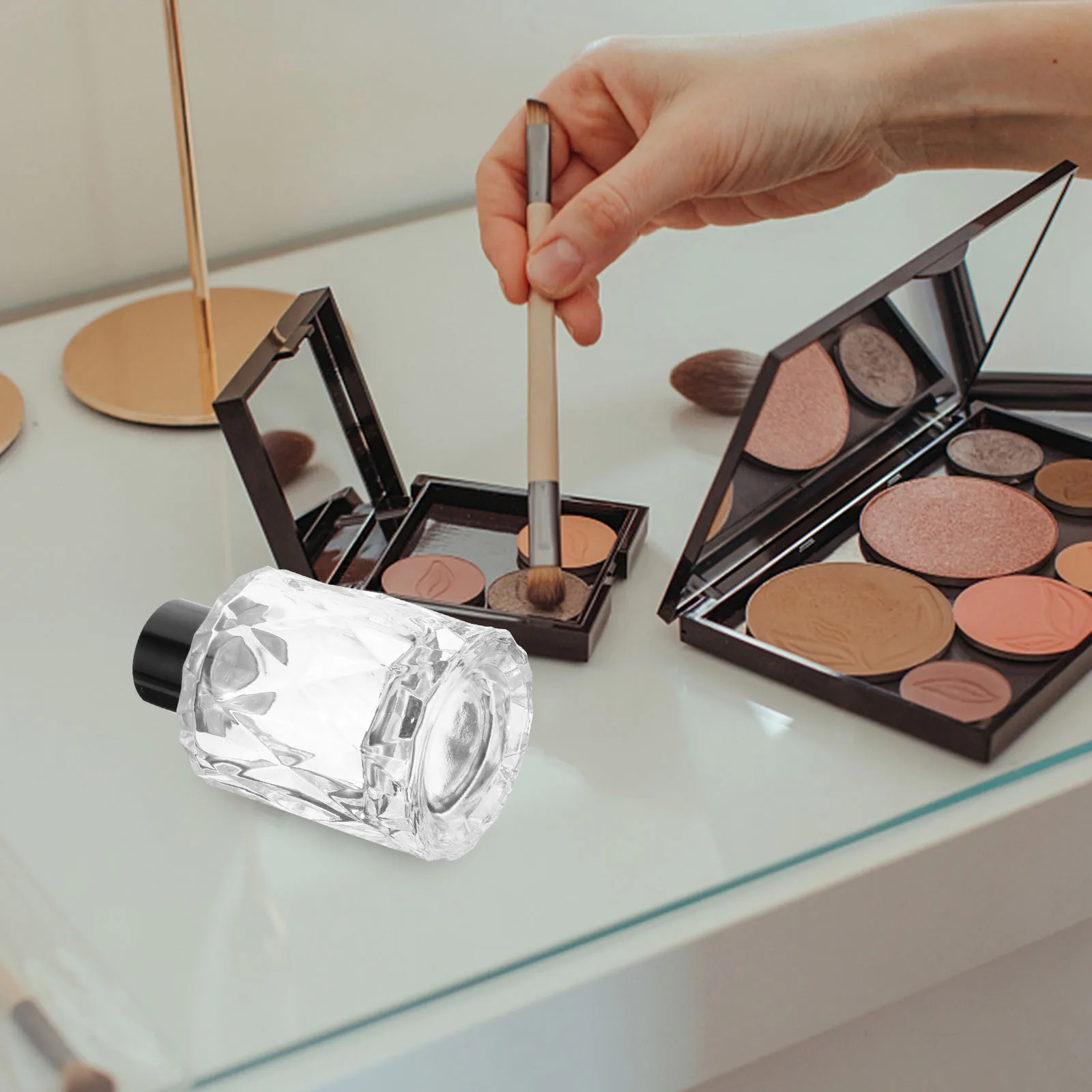 4 قطع من زجاجات الناشر الزجاجية حاويات عطر فارغة للزيوت العطرية وغرفة النوم المنزلية والمكتب وزجاجة ناشر العطور #6