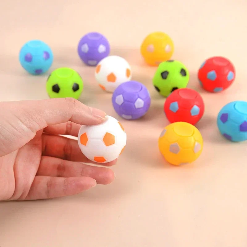 10Pcs Soccer Party Favors Rotatable Football Fidget Spinner Toys Ball Birthday Party Gift Bag Pinata Fillers Christmas Kids Gift