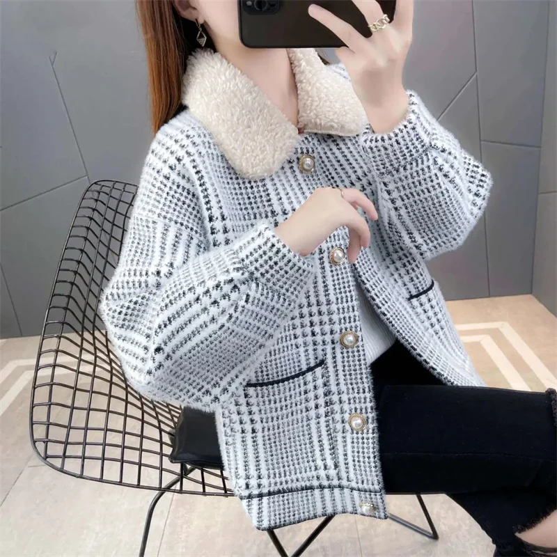 Women Jacket Imitation Mink Velvet Coat New Women\'s Autumn And Winter Loose lattice Knitted Cardigan Female Woolen Coat