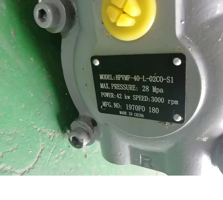 KUBOTA PRO688 DC70 Combine Harvester Spare Parts Hst Pump