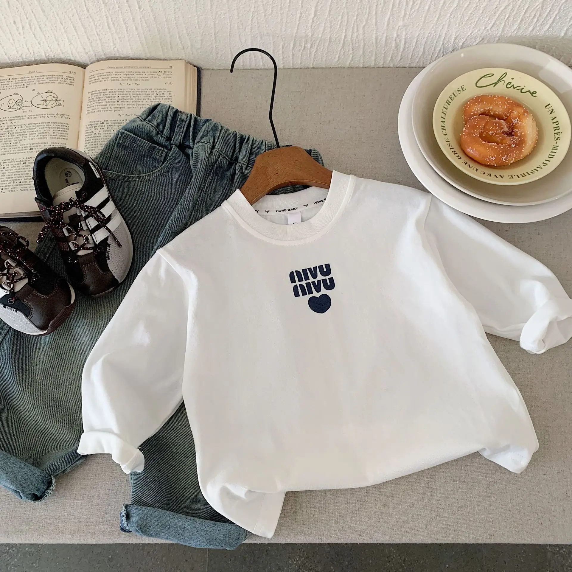 2025 Autumn New Children Long Sleeve T Shirts Girls Heart Print Tops Baby Cotton Shirts Kids Boys Casual T Shirts Toddler Tee