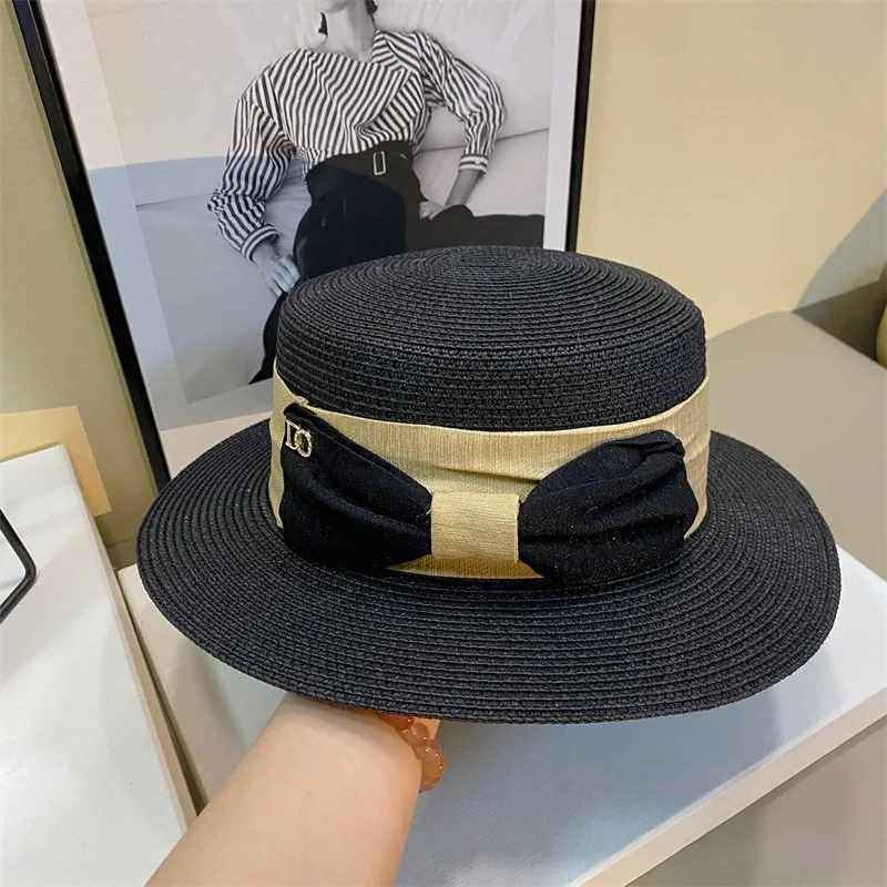 Beige top hat made of for children fashionable and versatile a flat sunshade shopping