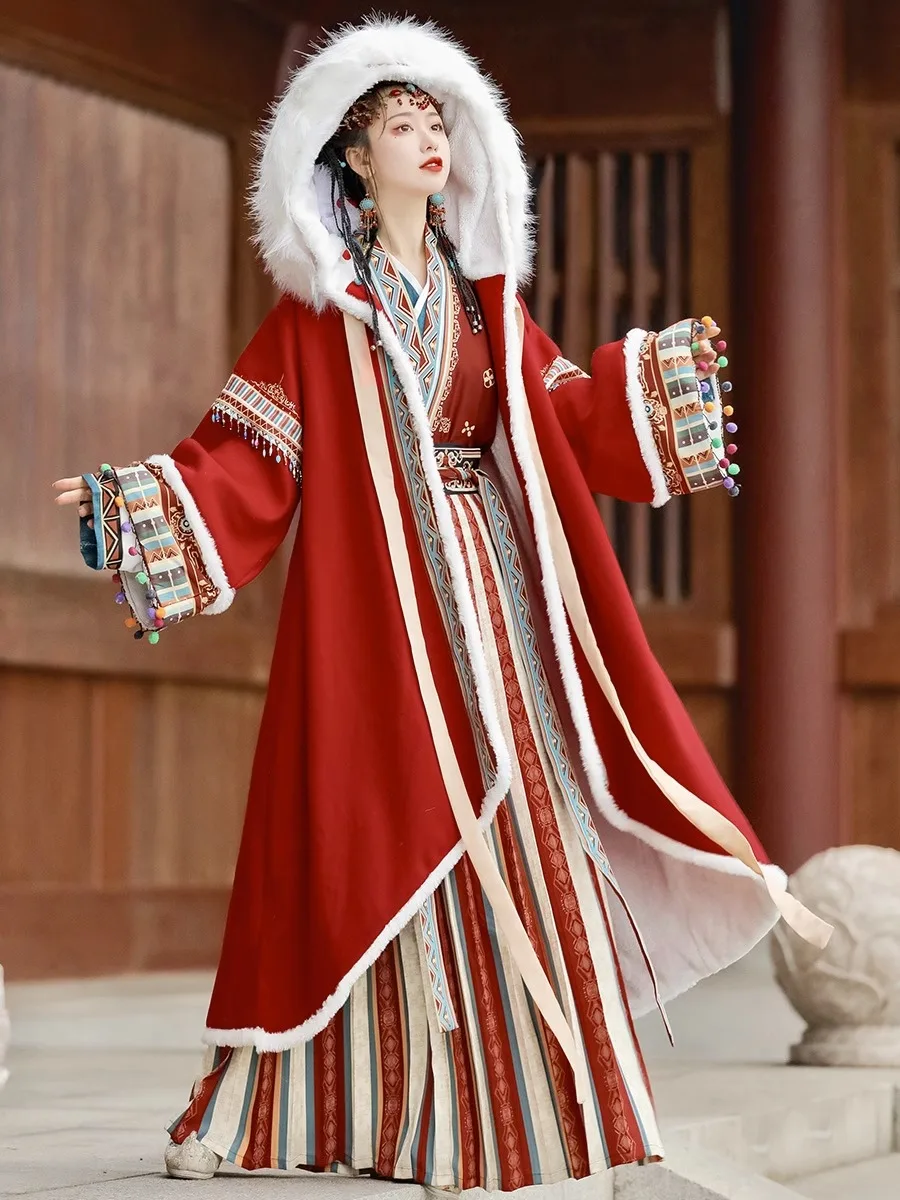 Hanfu กระโปรงหน้าม้าสำหรับผู้หญิงเสื้อสีแดงแขนใหญ่รูปทรงปิปาชุดจีนโบราณ