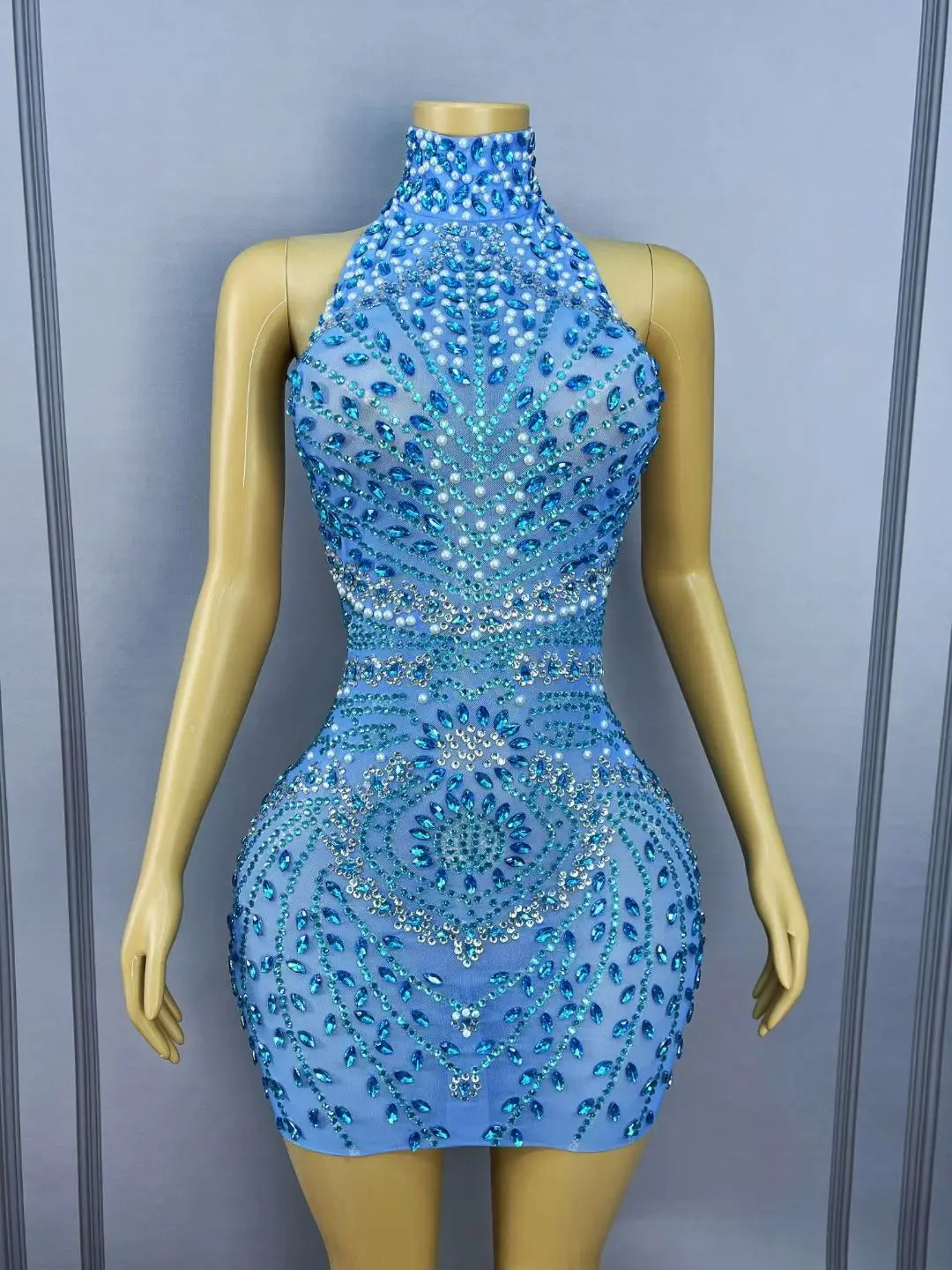 Frauen Luxus Blau Strass Perlen Drucken Mesh Halter-Backless Bodycon Mini Kleid Hohe Elastische Promi Abend Club Party