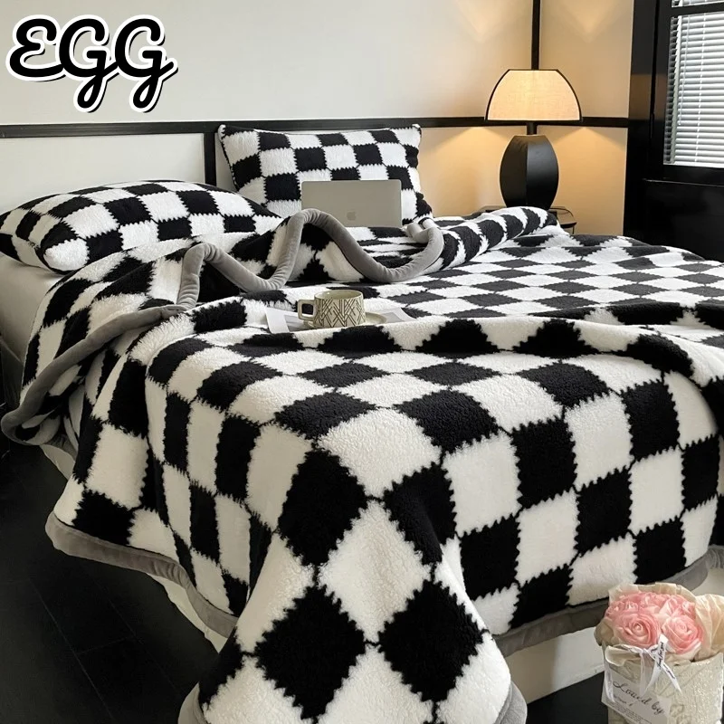 

Imitation Rabbit Plush Thick Grid Autumn Winter Warm Blankets Soft Fluffy Warmth Sofa Blankets for Throw Napping Shawl Blanket