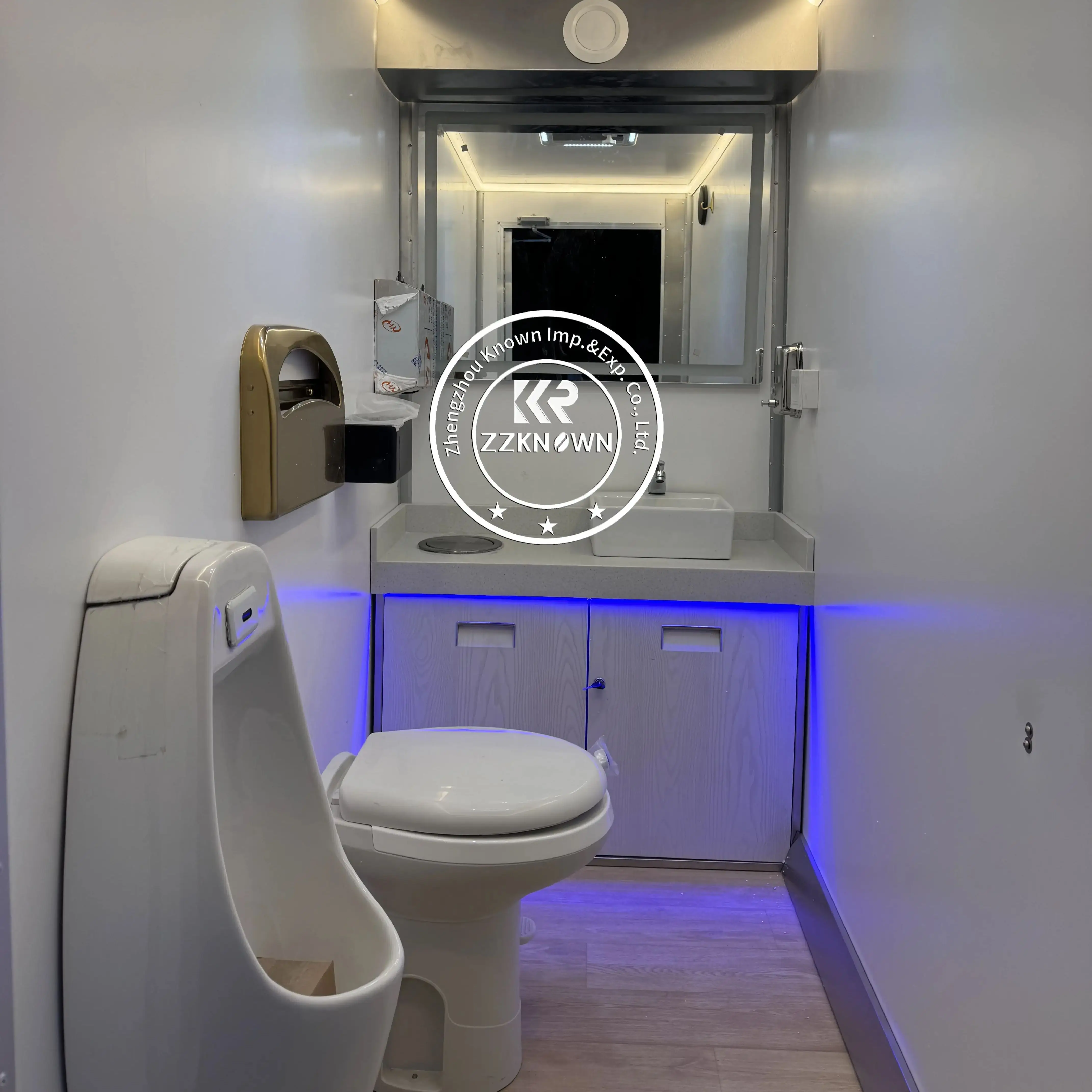 Trailer Toilet Luar Ruangan Toilet Besar Rumah Portabel Trailer Toilet Luar Ruangan Berkemah Sementara