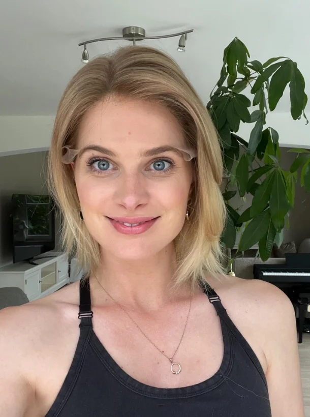 شعر مستعار أشقر قصير الدانتيل أمامي شعر مستعار اصطناعي أومبير شقراء مستقيم بوب شعر مستعار للنساء الجانب جزء الدانتيل شعر مستعار أمامي مقاومة للحرارة