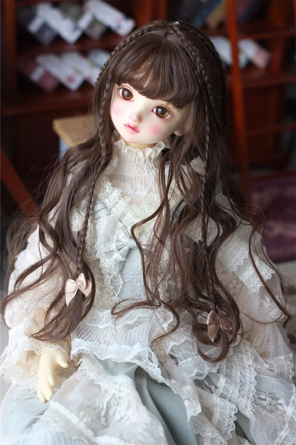 Bjd/sd boneca peruca elegante marrom meninas brinquedos 1/3 1/4 bonito macio leite seda longa trança estilo antigo cabelo encaracolado presentes boneca acessórios