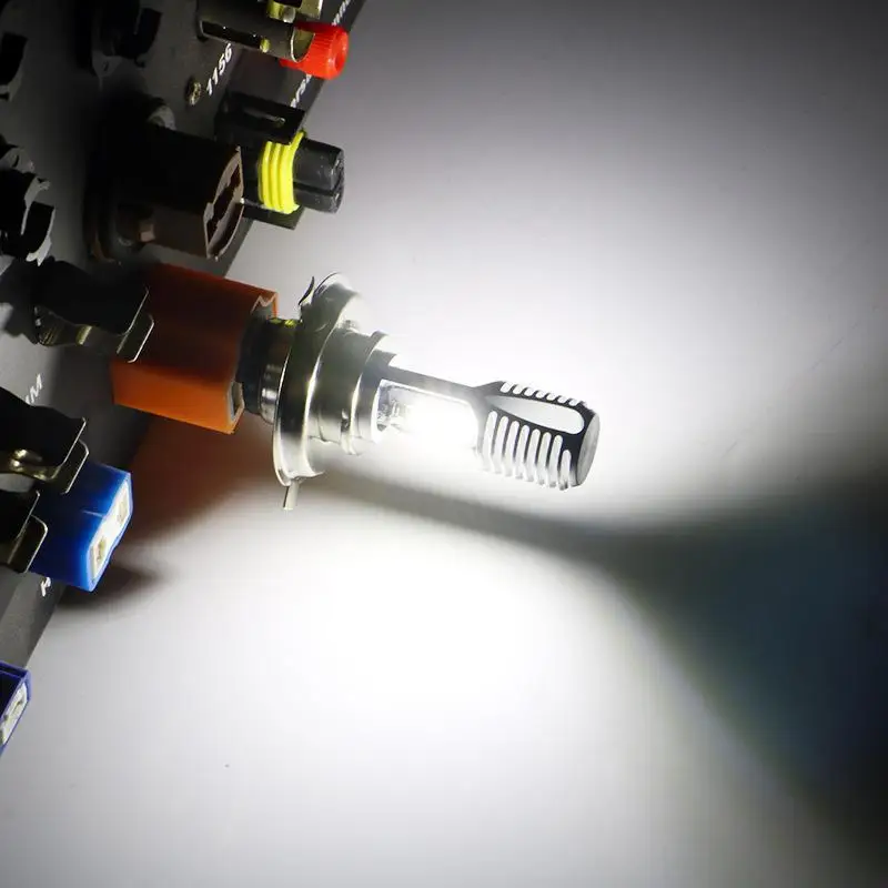 

1 шт. мотоциклетные фары H4 BA20D P15D 3030 24MSD, светодиодные лампы, двойной цвет, белый, желтый, Plug and Play для ATV, мопеда, велосипеда