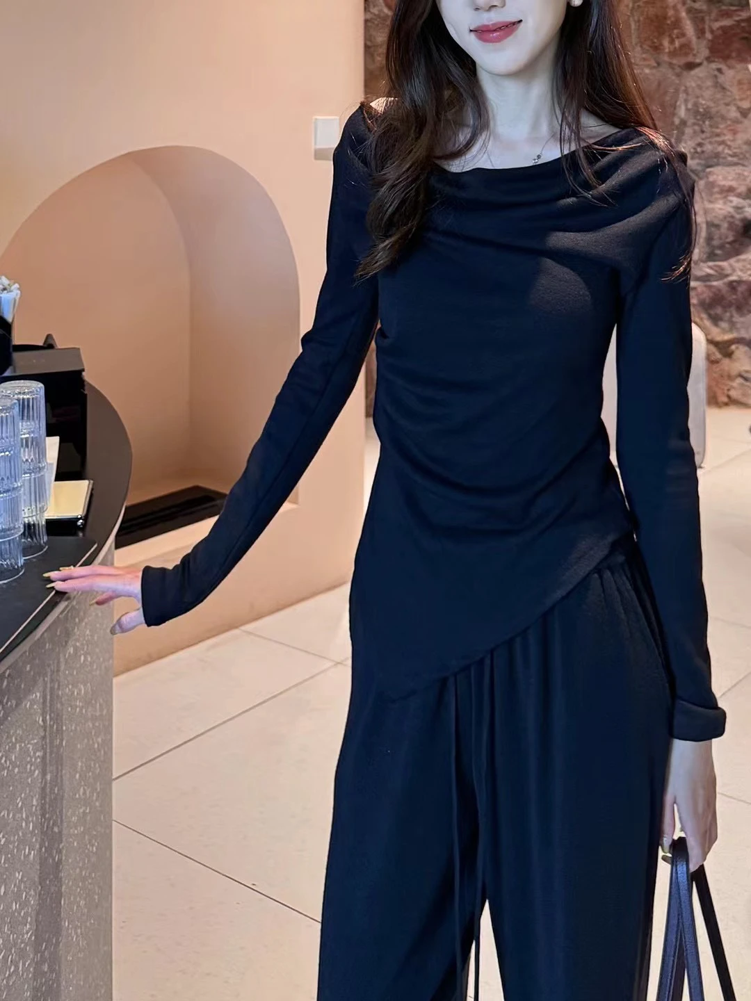 Asymmetrical T-shirts Women Korean Clothing Off Shoulder Slash Neck Long Sleeve Graceful Temperament   Leisure Simple