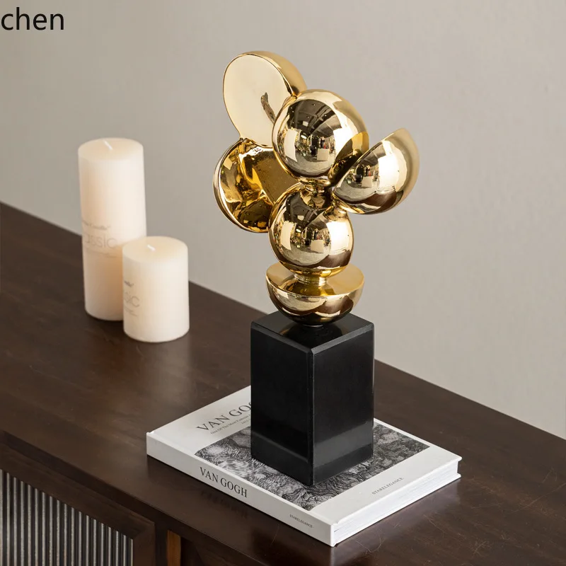 YFY الحديثة الخفيفة الفاخرة مطلي الذهب هندسية مجردة النحت الصغيرة الراقية الديكور نموذج غرفة خزانة التلفزيون #3