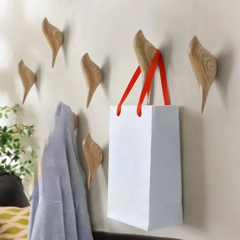 1 Pcs Creative Wall Hooks Bird Decoration Resin Wood Grain Hooks Bedroom Door After The Animals Hooks 3D Single Wall Hanger