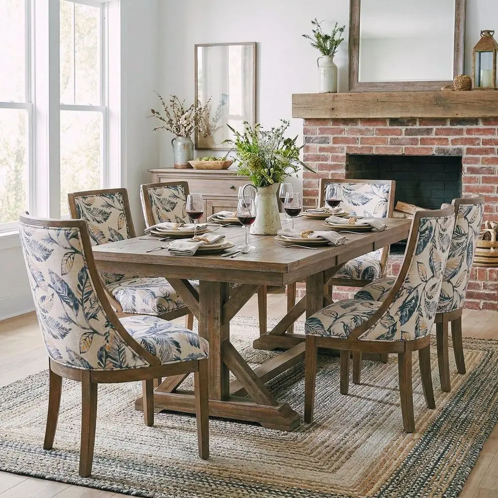 

Набор из 6 обеденных стульев с мягкой обивкой, изогнутой высокой спинкой, ножками из орехового дерева и льняными сиденьями с цветочным узором.