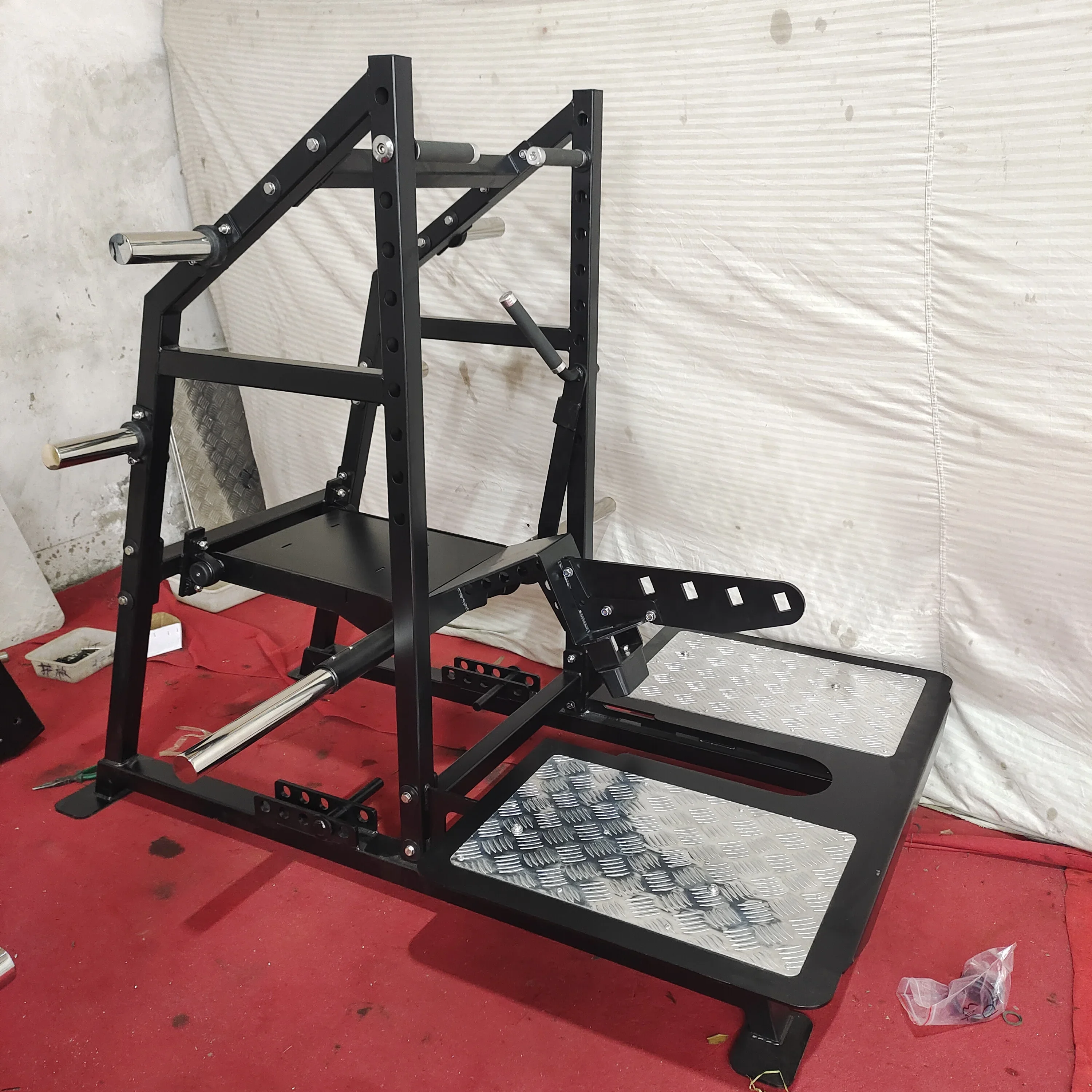 

Fitness Equipment Plate Loaded Hip Belt Squat Machine Pit Shark Short Frame Belt Squat Body Weight Machine HS64