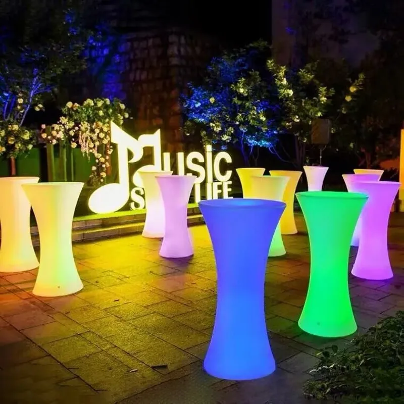 Out Door Use LED illuminated Bar Cocktail Table Rechargeable Bar Plastic Round Table Lighted Up Coffee Table KTV Disco Party