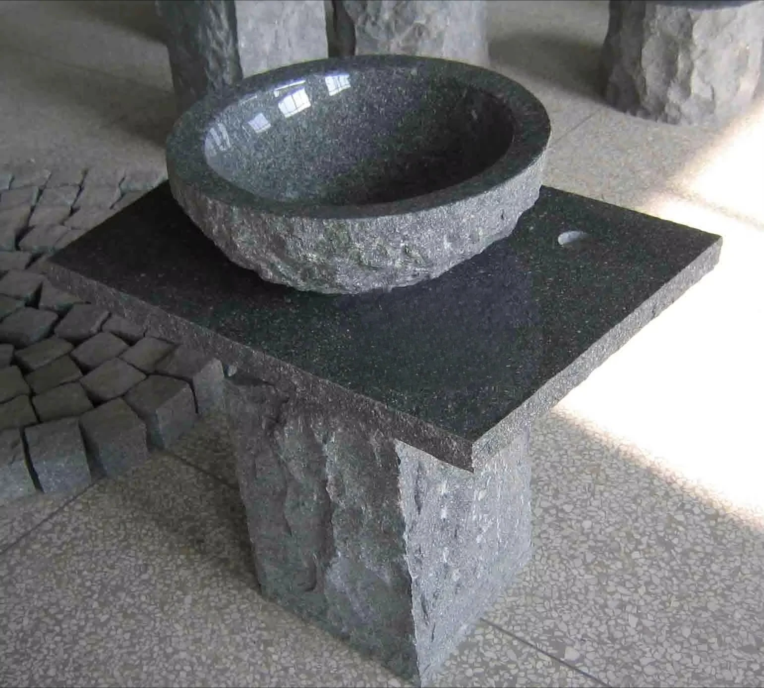 Hotel decoration freestanding marble wash basin sculpture with pedestal