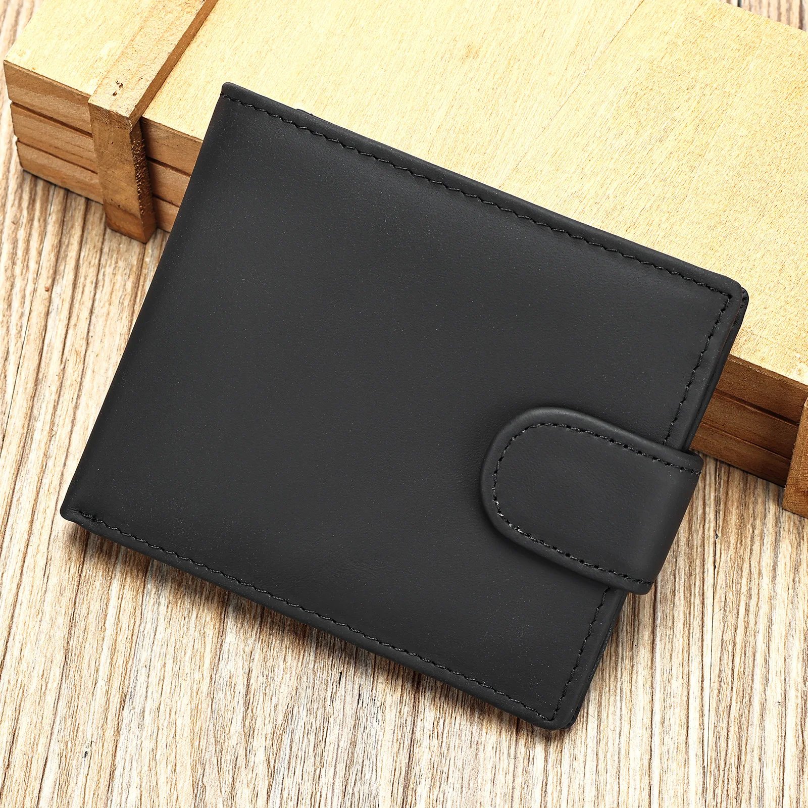 

Genuine Cowhide Men Wallet Short Multi Card Slots Leather Money Clip Fashion