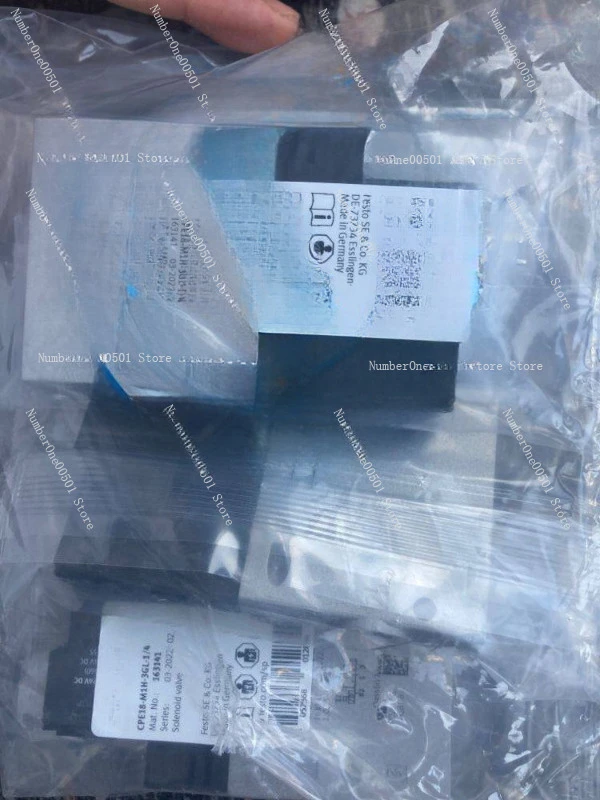 

Solenoid Valve 163141 CPE18-M1H-3GL-1/4 in Stock