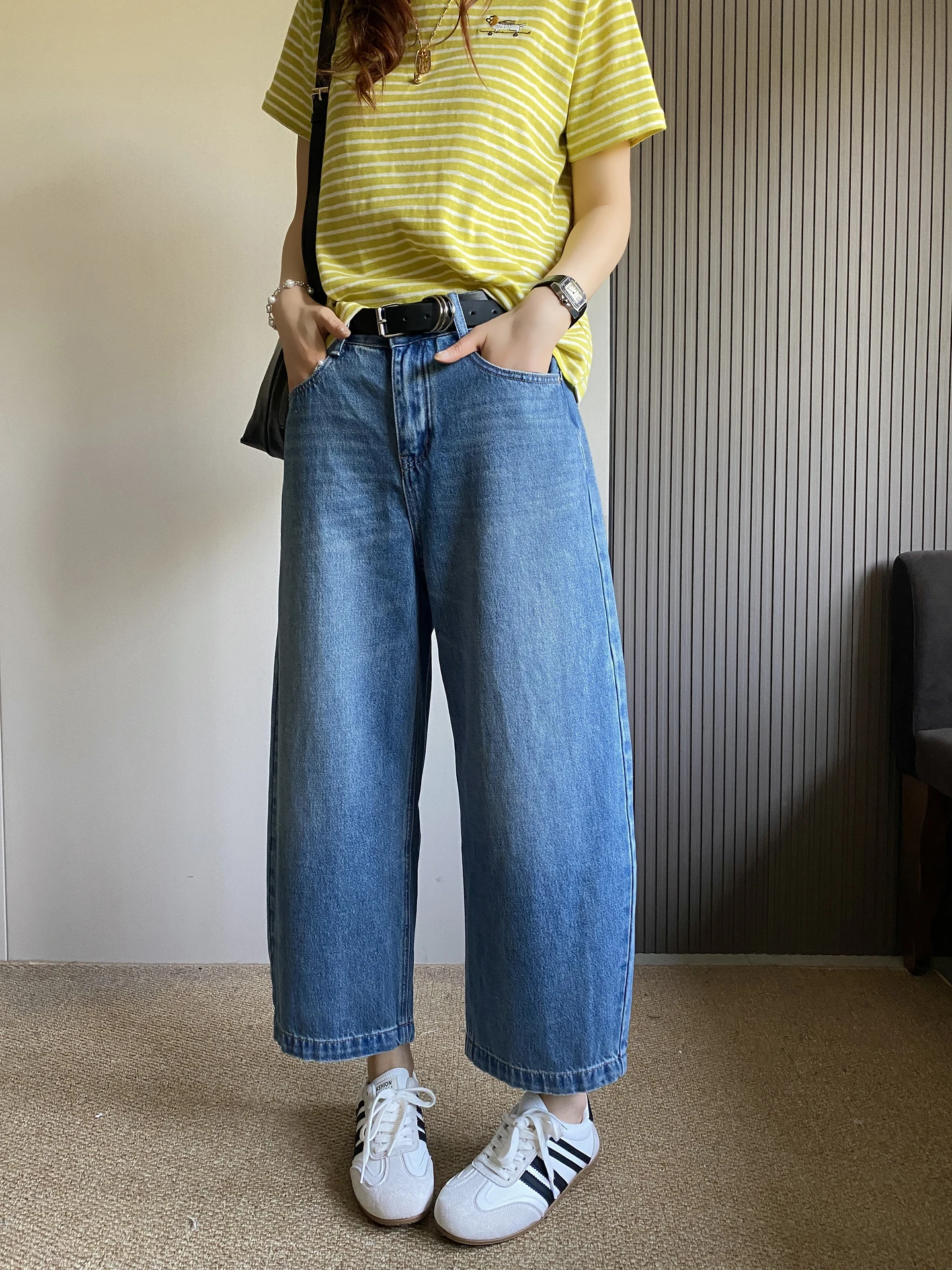 

High Waist Wide Leg Blue Jeans Women's Spring 2026 New Style Casual Loose Slimming Nine Points Knife Denim Pants