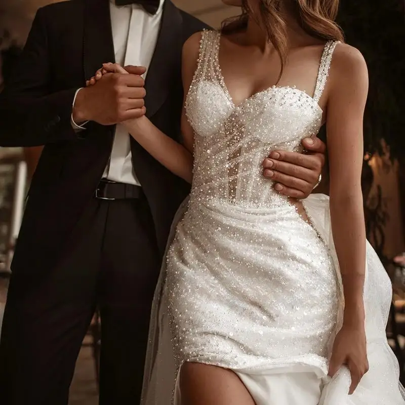 ที่กําหนดเองG Lamorous A Ppliquesรอยัลรถไฟลูกไม้บอลชุดชุดแต่งงานเลื่อมที่รักเจ้าหญิงชุดเจ้าสาว