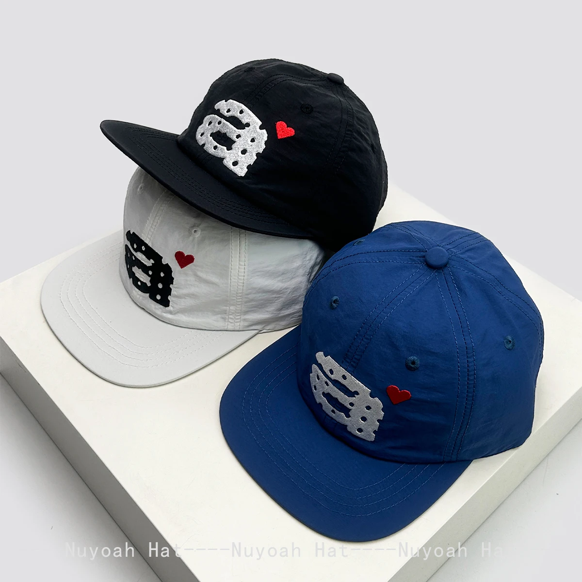 

New Men Women Korean Embroidered a Letter Love Baseball Hats Sunshade Flat Eave Personal Quick-dry Peaked Caps Versatile Casual