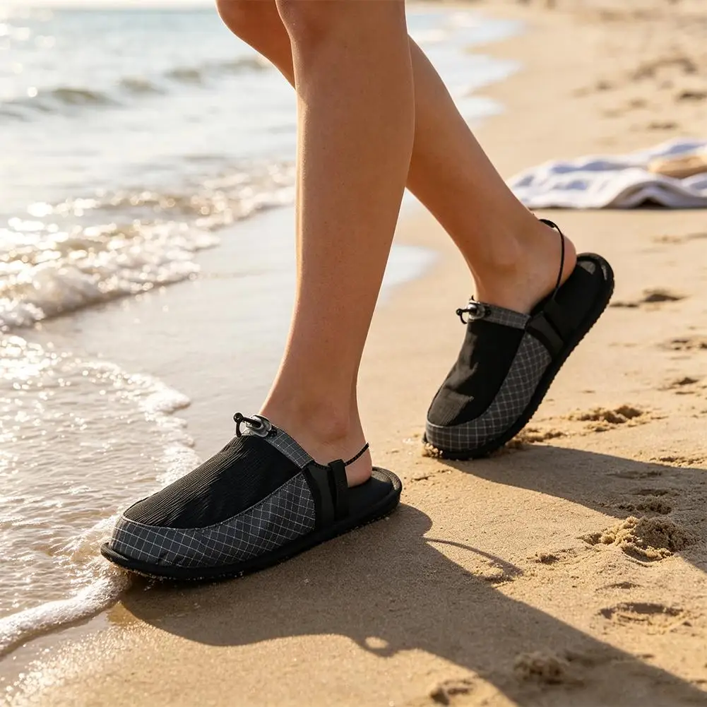 Portable Foldable Travel Slippers Non Slip TPU Sole Quick Dry Sandals with Storage Bag for Beach Hotel Airplane Men Women