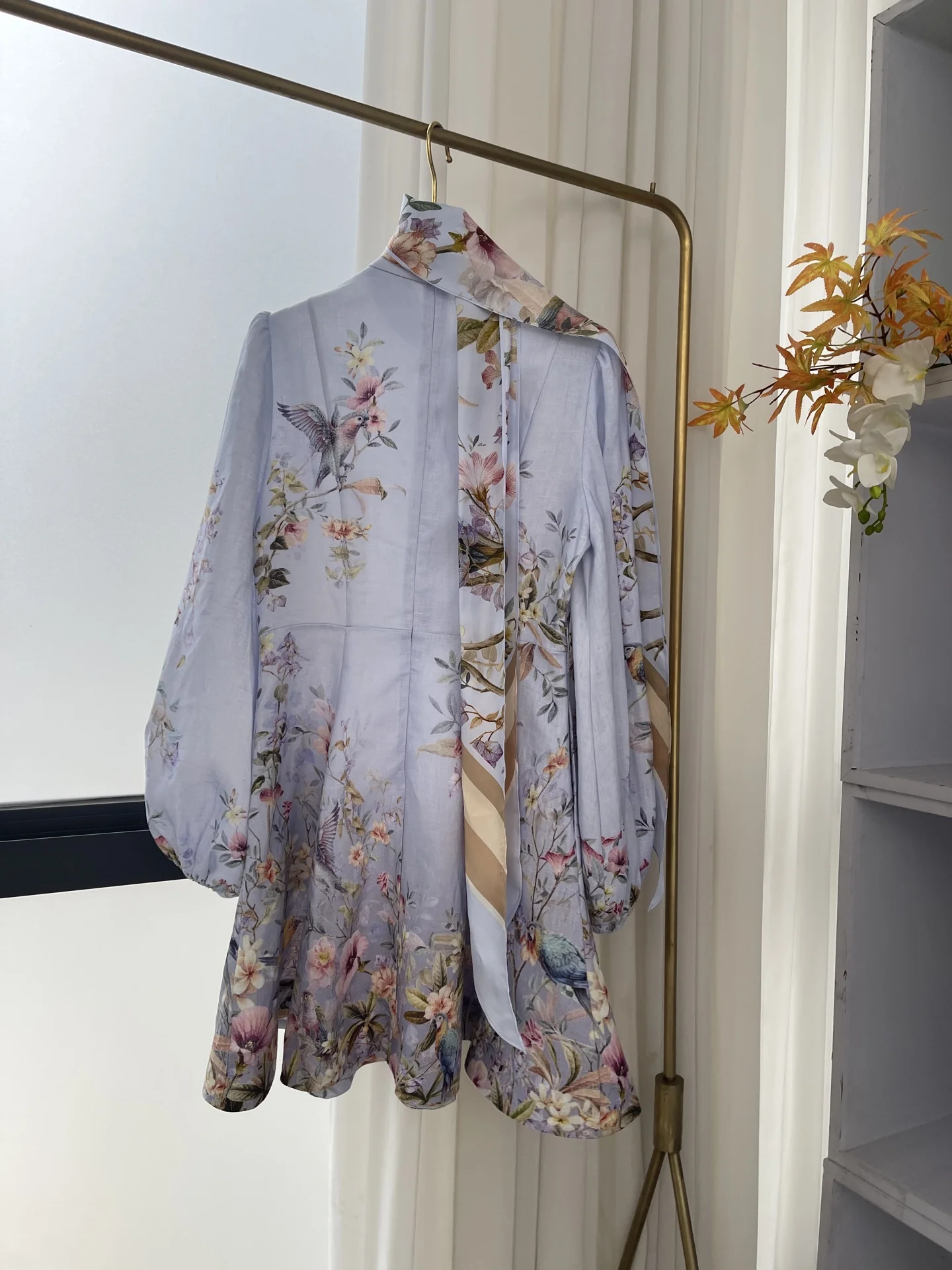 

Blue Floral Print Long Sleeve Mini Dress