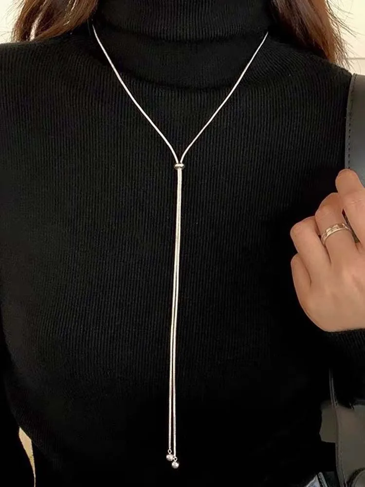 Naszyjnik ze stali nierdzewnej z długim łańcuszkiem typu snake dla kobiet i mężczyzn, minimalistyczny, srebrny kolor, geometryczny, regulowany choker. — 2
