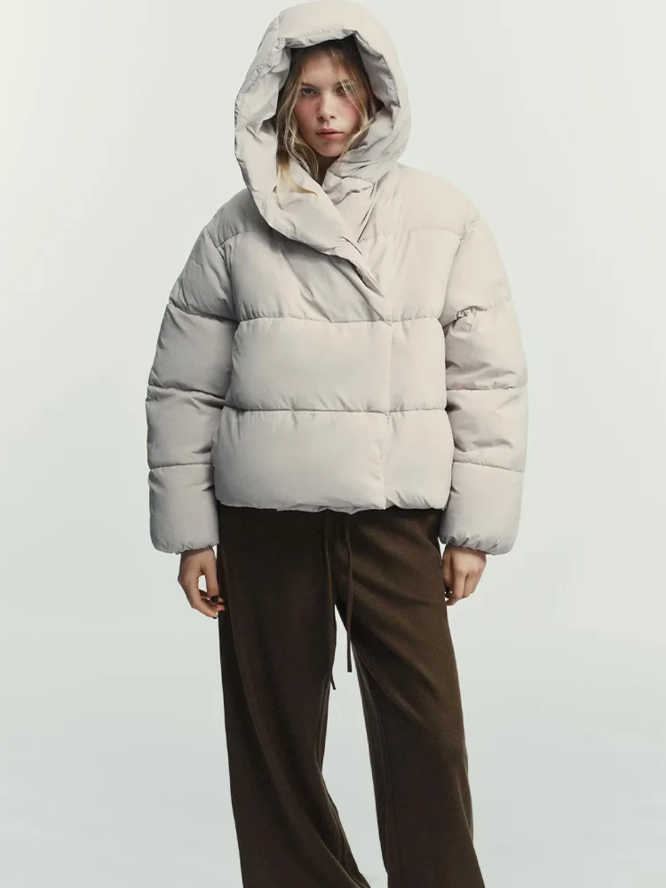 

European and American style 2025 winter new arrivals women's clothing designer long-sleeved hooded cotton jacket.