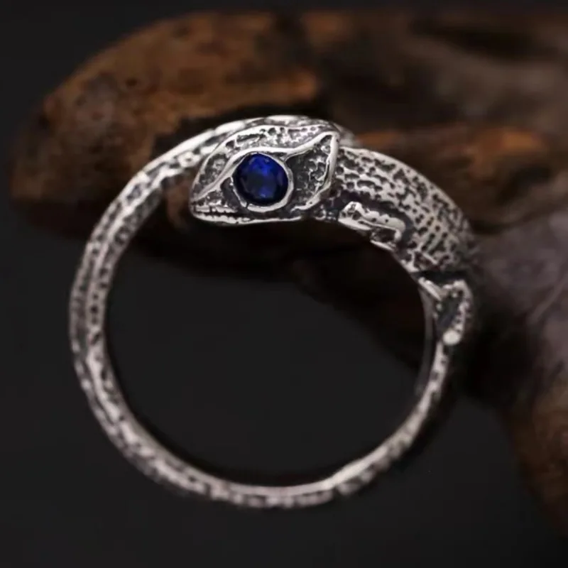 Thai Silver Lizard Ring for Men Women Trendy Retro Chameleon Animal Shaped Rings Crystal Blue Red Eyes Jewelry KOFSAC