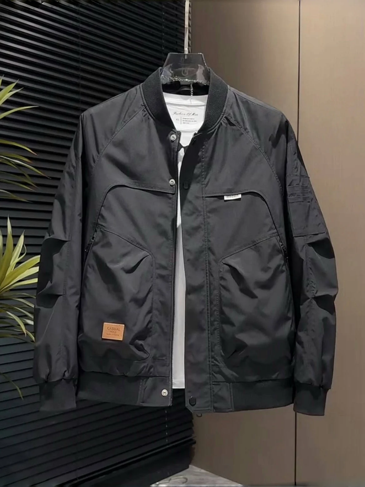 

Spring Autumn New Sle Men's Simple Casual PU Leather Jaet Zipper Decorated Slim Fit Faionable ort Coat for Youth