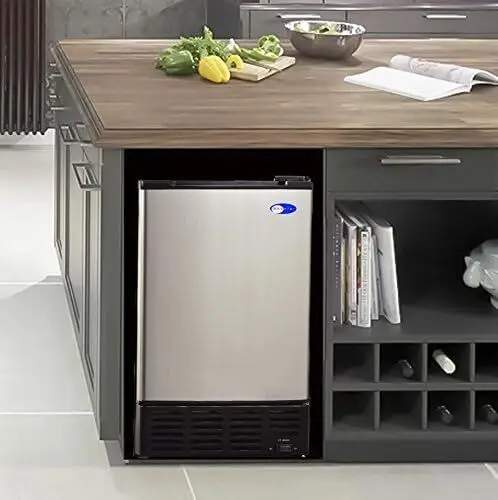 155 Stainless Steel Built-In Ice Maker