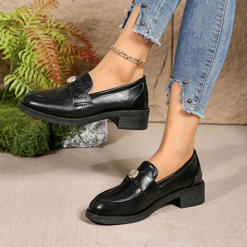 2025 Spring New Women's Kilted Loafer Soft Faux Leather Waterproof Penny Loafer Gold Flower Decor Thick Bottom Black Women Shoes