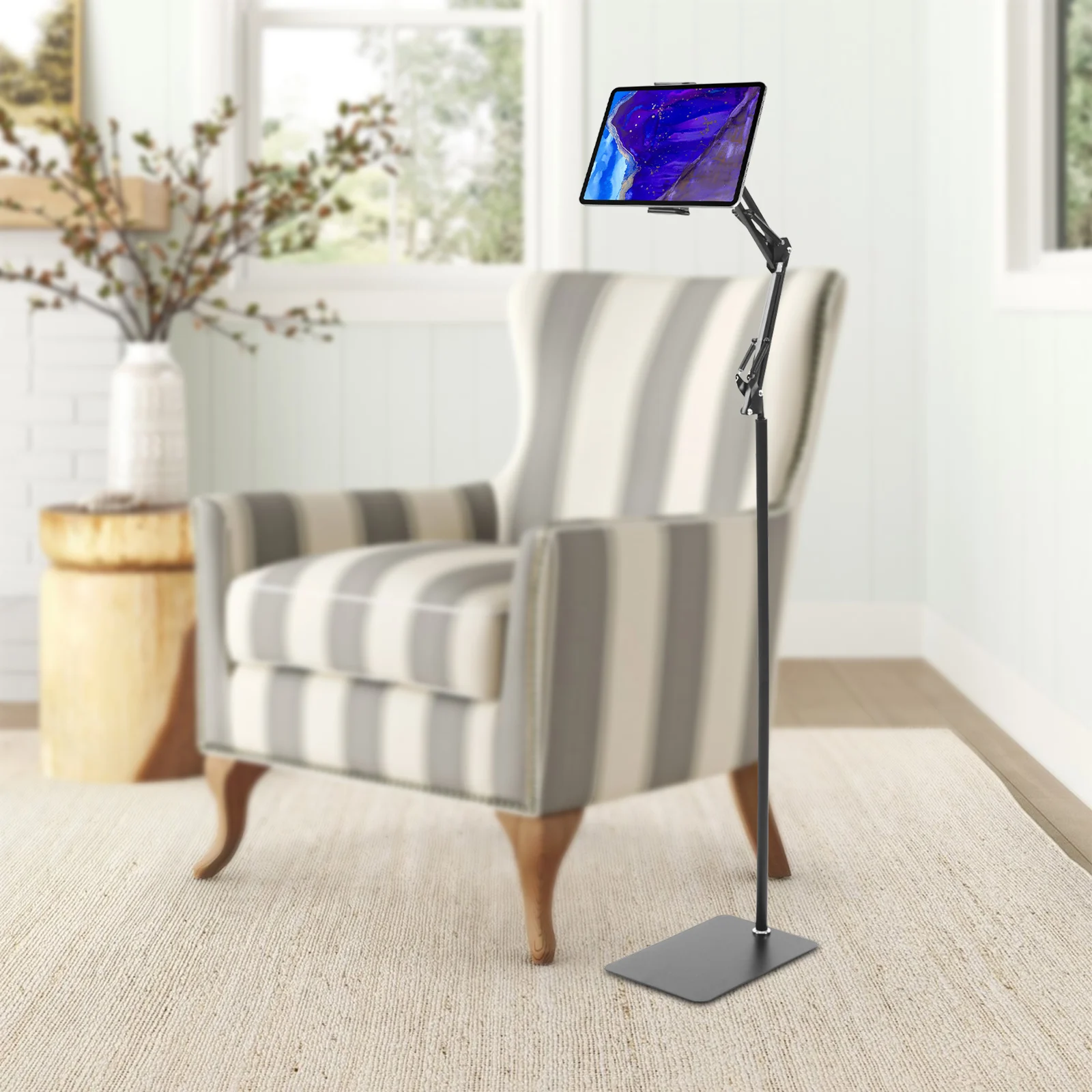 

Universal 360 ° Adjustable Mobile Phone and Tablet Stand, 12-18MM Phone and IPad Base Clip in Black