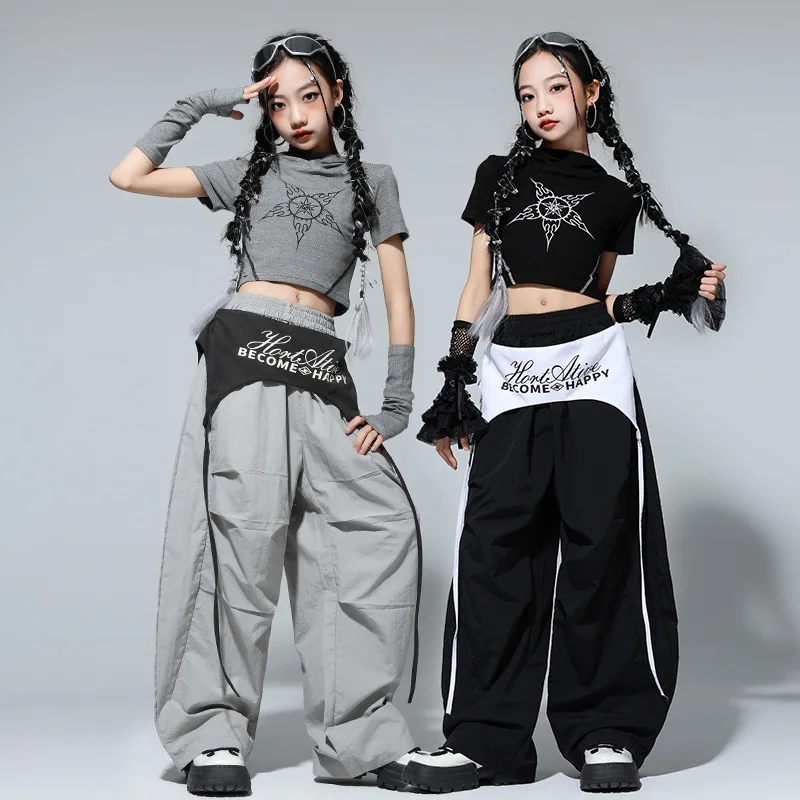 

Детская одежда в стиле K-pop и хип-хоп: черный укороченный топ с бретелями, серые повседневные брюки-парашюты с широким поясом для девочек, костюм для джазовых танцев