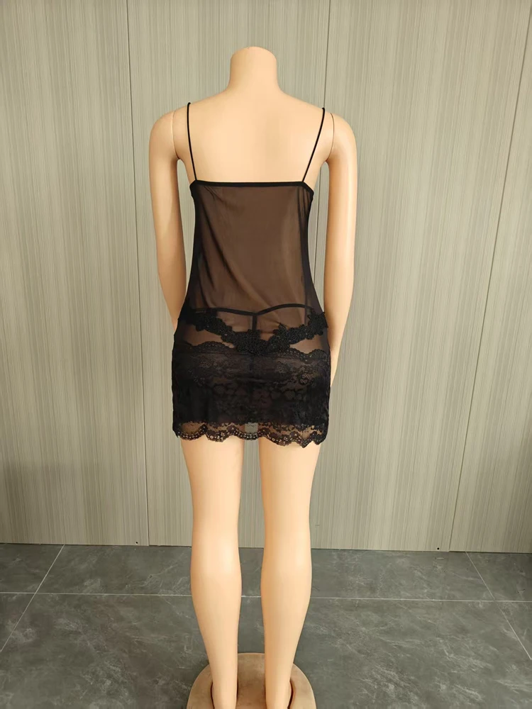 Sexy Spaghettiträger-Minikleid aus transparentem Mesh mit floralen Spitzenapplikationen, durchsichtiges, figurbetontes kurzes Kleid für Damen, Party- und Nachtclub-Outfit – Detail 10