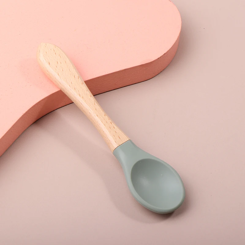 Cucchiaio di legno per bambini cucchiaio per l'alimentazione del bambino in legno di Silicone cucchiaio con punta morbida manico in materiale alimentare senza BPA per regali per bambini piccoli