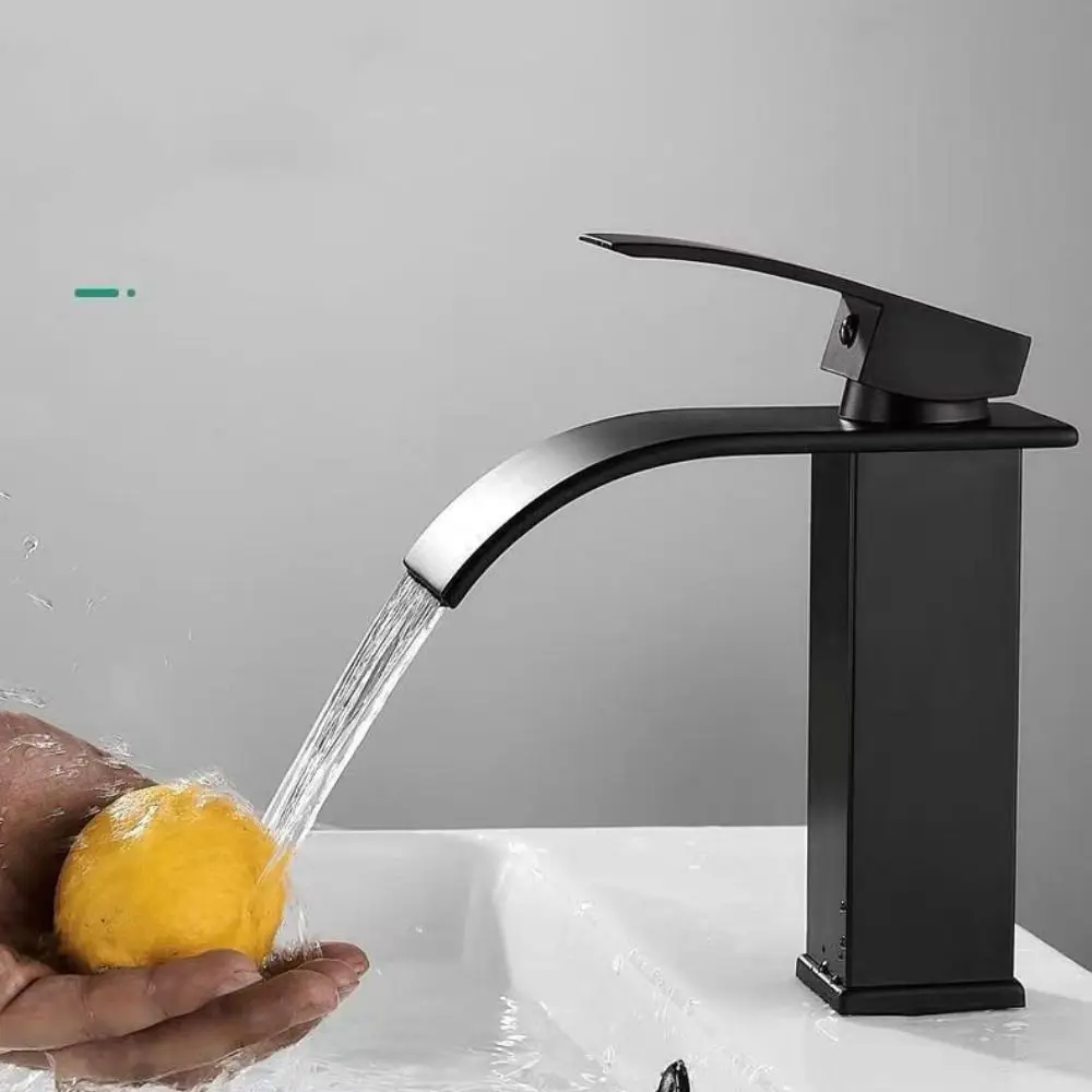 

Простой в эксплуатации смеситель для ванной комнаты с креплением на столешнице, устойчивый к утечке, нержавеющий смеситель для раковины, квадратный смеситель для раковины, кухонный смеситель для порошковой комнаты