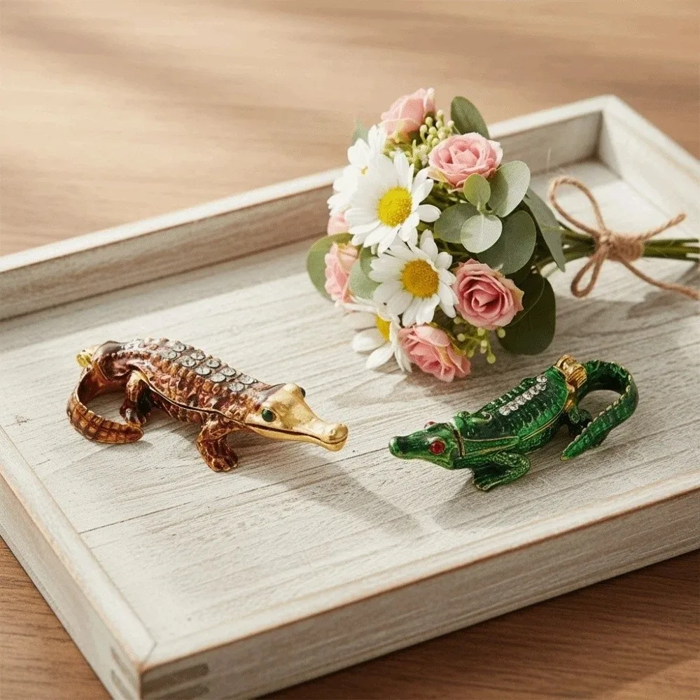 

Luxury Magnetic Crocodile Mini Organizer Alloy Anti-lost Enamel Jewelry Box Ornament Rhinestone Ring Display Case Necklace