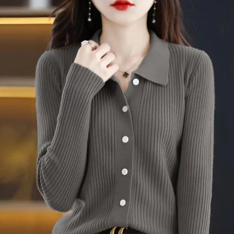 Red Polo Winter Button Knit Tops for Woman Pink Cardigan Women\'s Sweater Korean Style Modern Sale Designer Clothing Aesthetic