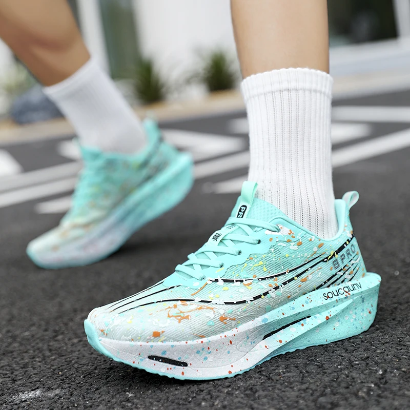 

Mens Womens Lightweight Running Shoes Cushioned Trainers Lightweight Wearable Sneakers Outdoor Walking Shoes